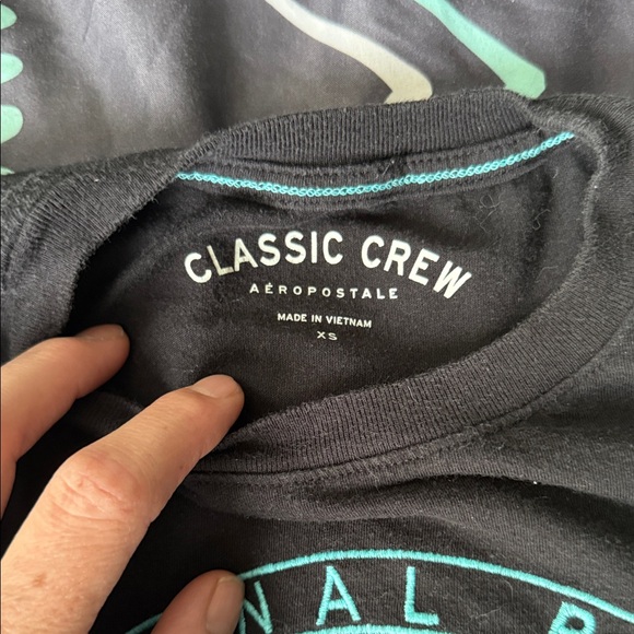 Aeropostale Black Crew Tee with Teal Details - Picture 2 of 4